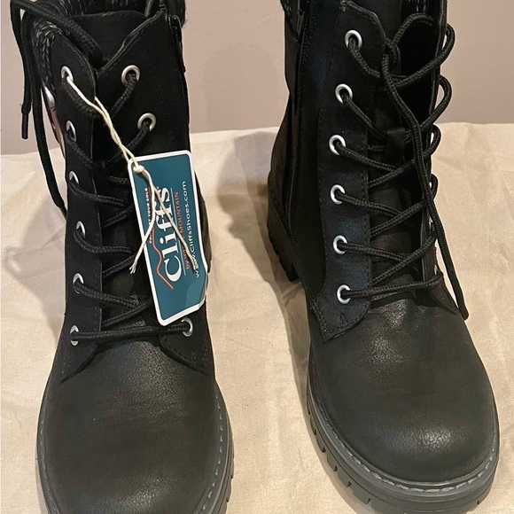 Cliffs by White Mountain Black Combat Boots - Picture 1 of 16